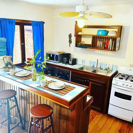 Seabreeze Inn Вест-Енд Екстер'єр фото