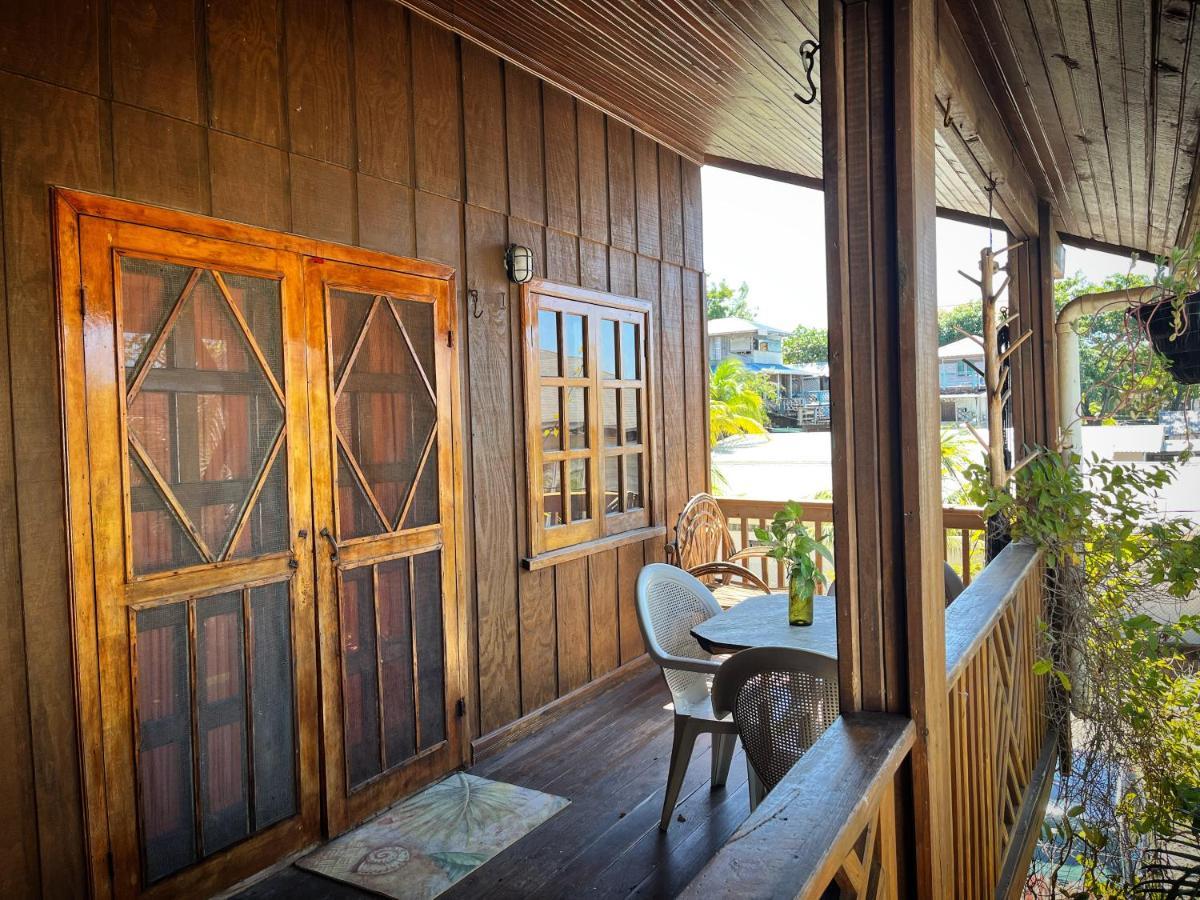 Seabreeze Inn Вест-Енд Екстер'єр фото